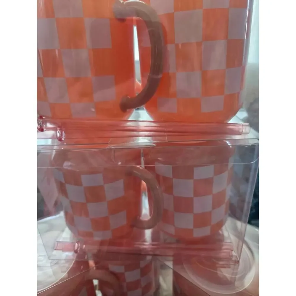 Pink Checkered Plastic Cold Cups Set of 2 w Handles & Straws 14.6oz Tumblers